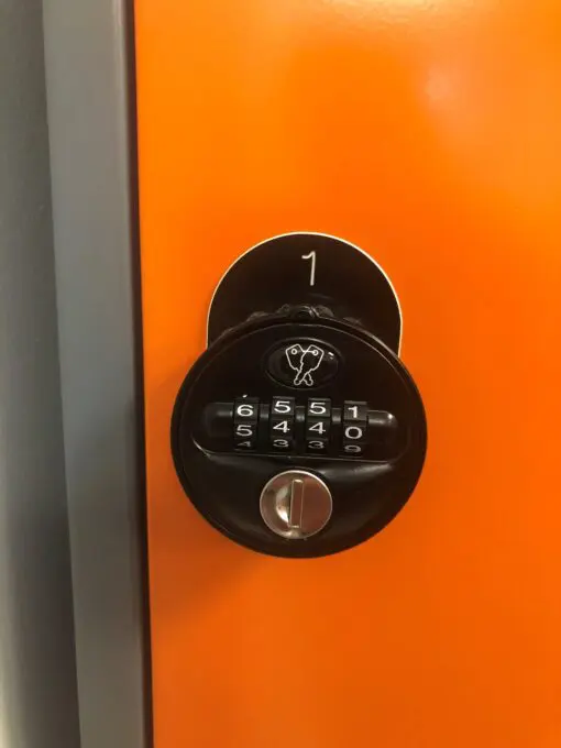 Lockers with Combination locks - Image 12