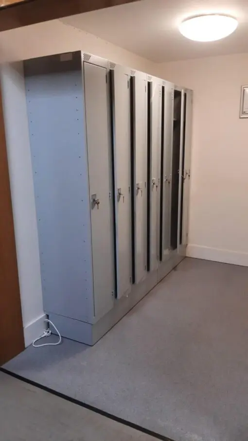 Heated lockers