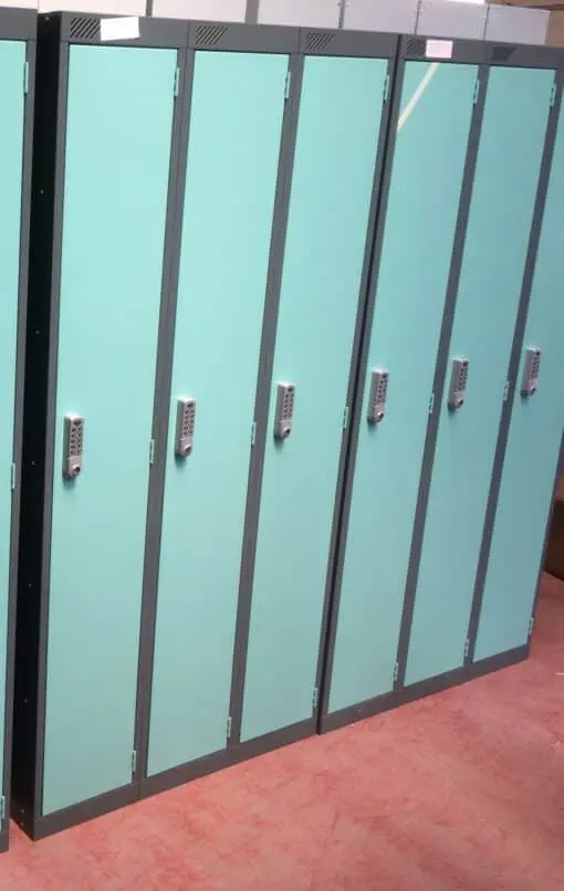 Lockers with Combination locks - Image 11