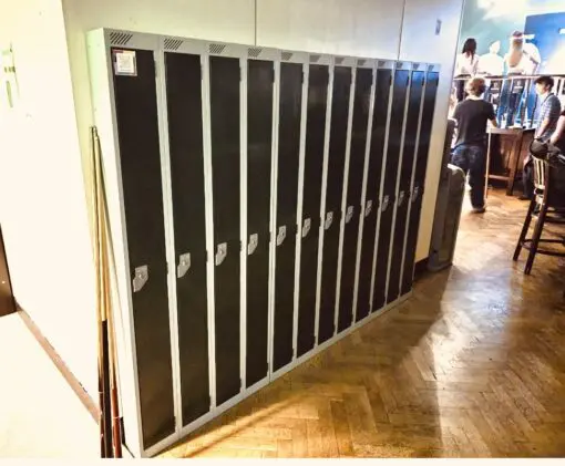 Snooker Cue Lockers