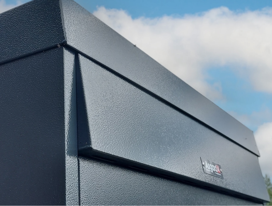 Vertical Bike Locker - Image 9