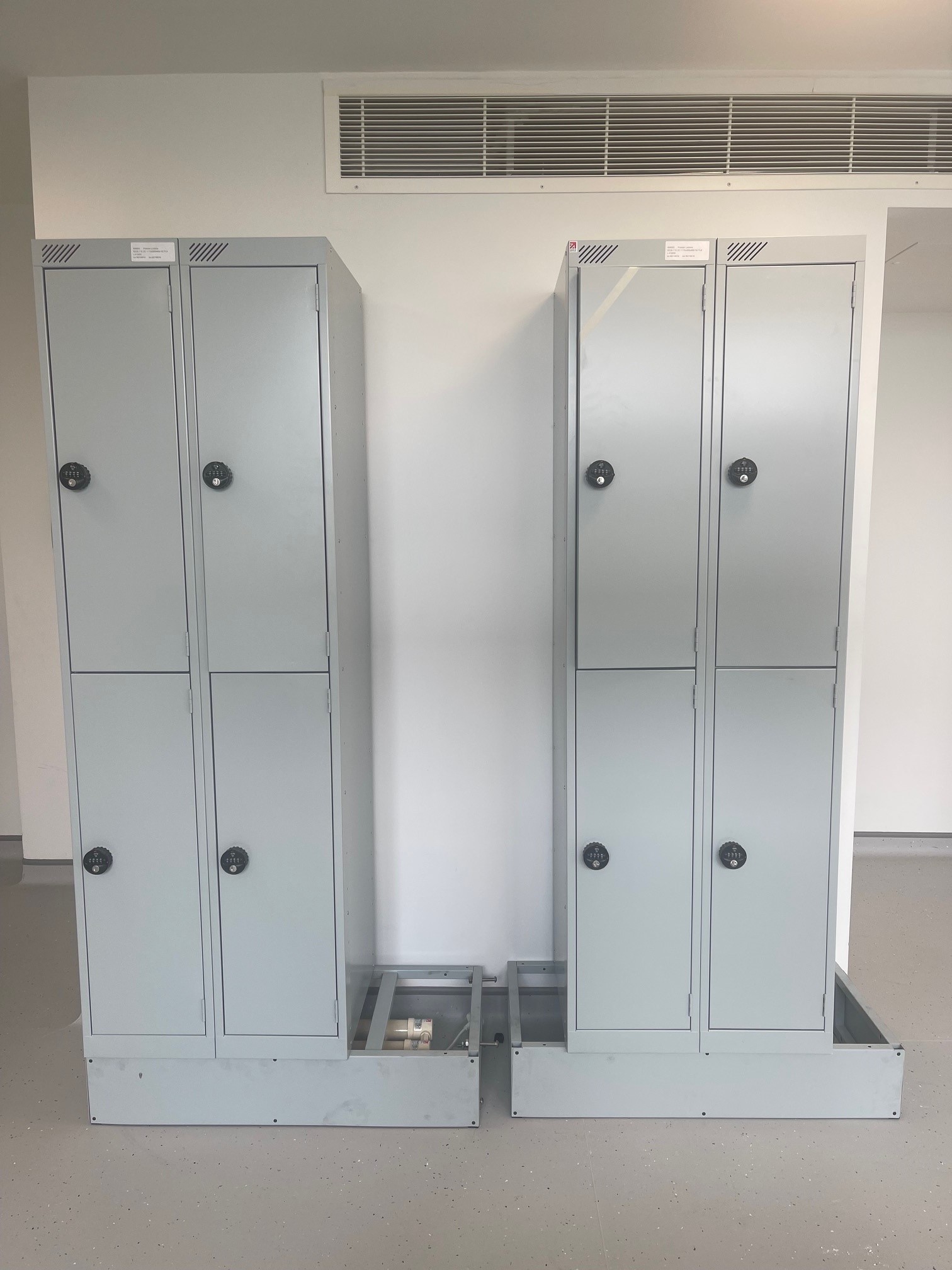 Heated lockers 2 door - Image 2