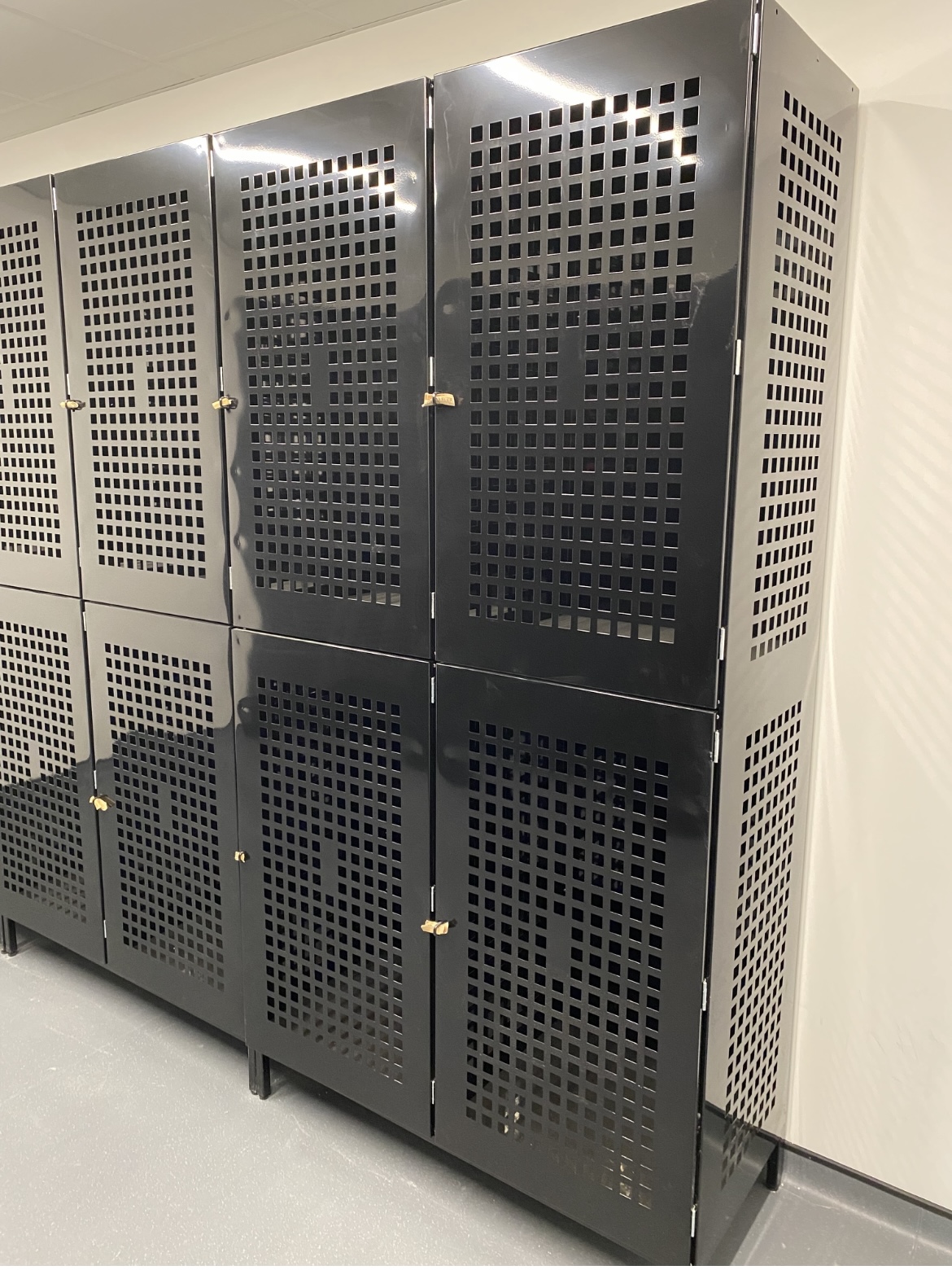 Heavy Duty Mesh Perforated lockers